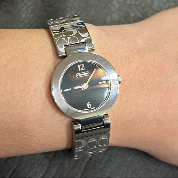 Authentic Coach Stainless Steel Watch Like New Condition - Picture 2 of 5